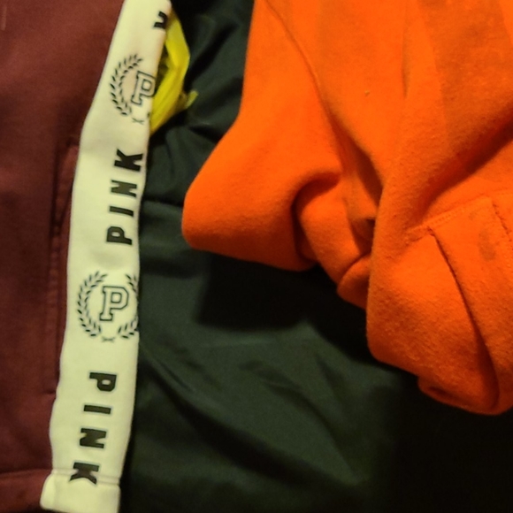 VS PINK zip top sweatshirt - Picture 3 of 5